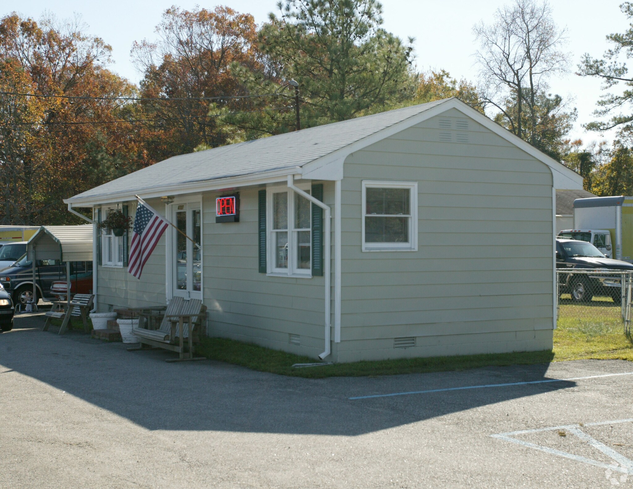4727 George Washington Mem Hwy, Yorktown, VA for Rent