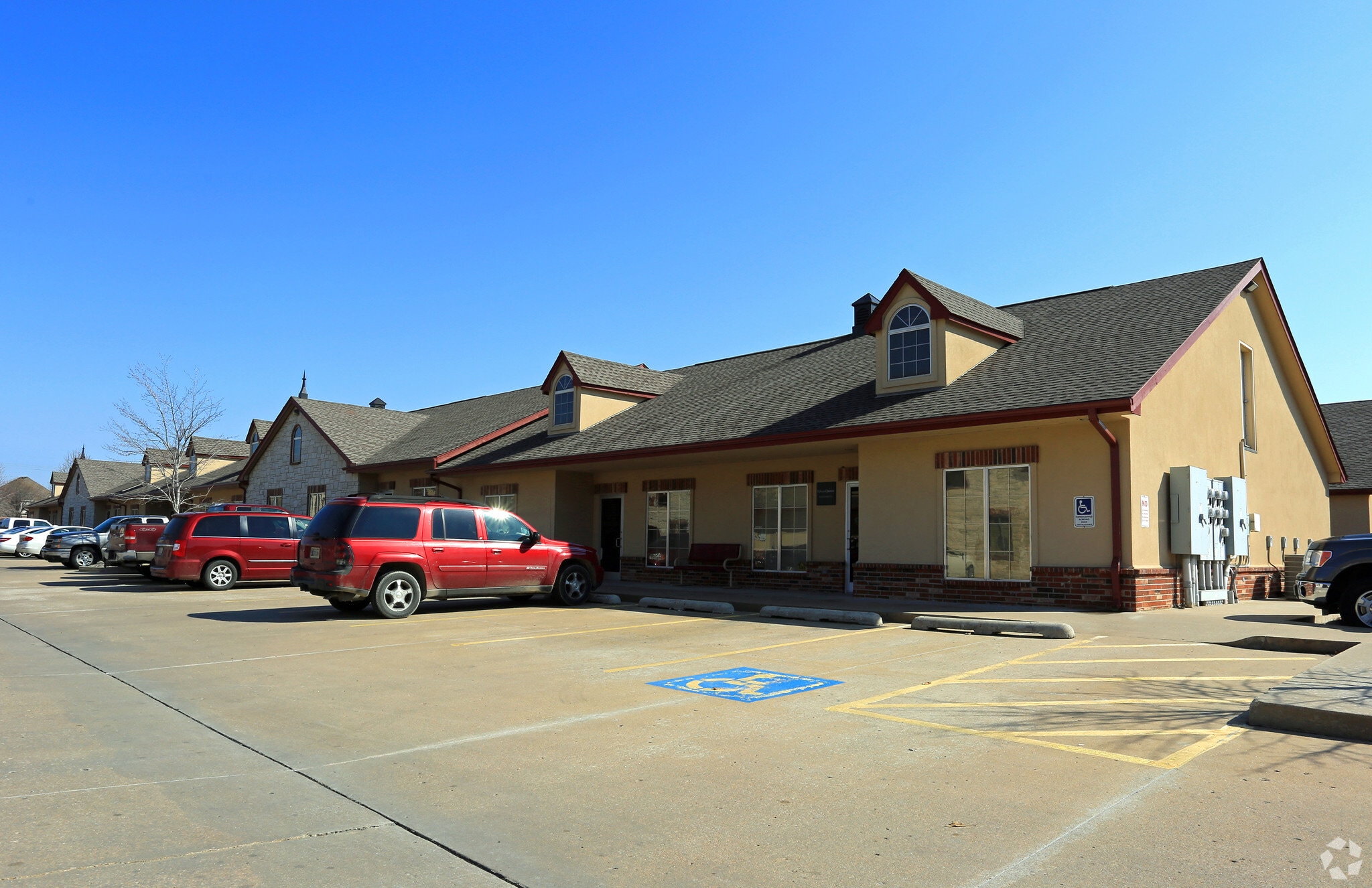8556 E 101st St, Tulsa, OK for Rent