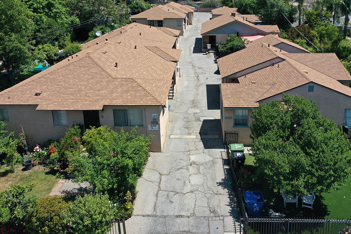 12528 Bradley Ave, Sylmar, CA for Sale
