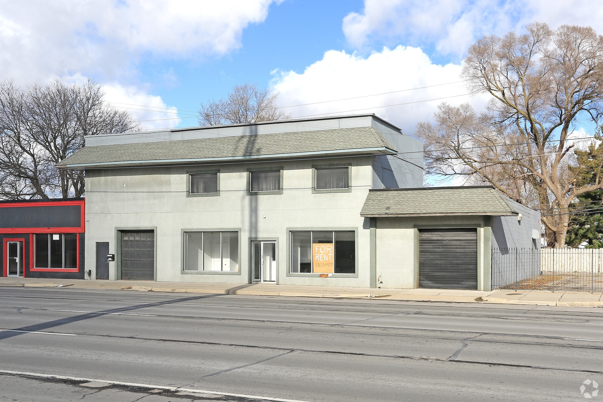 1340113437 E 8 Mile Rd Warren, MI 48089 Industrial Property for