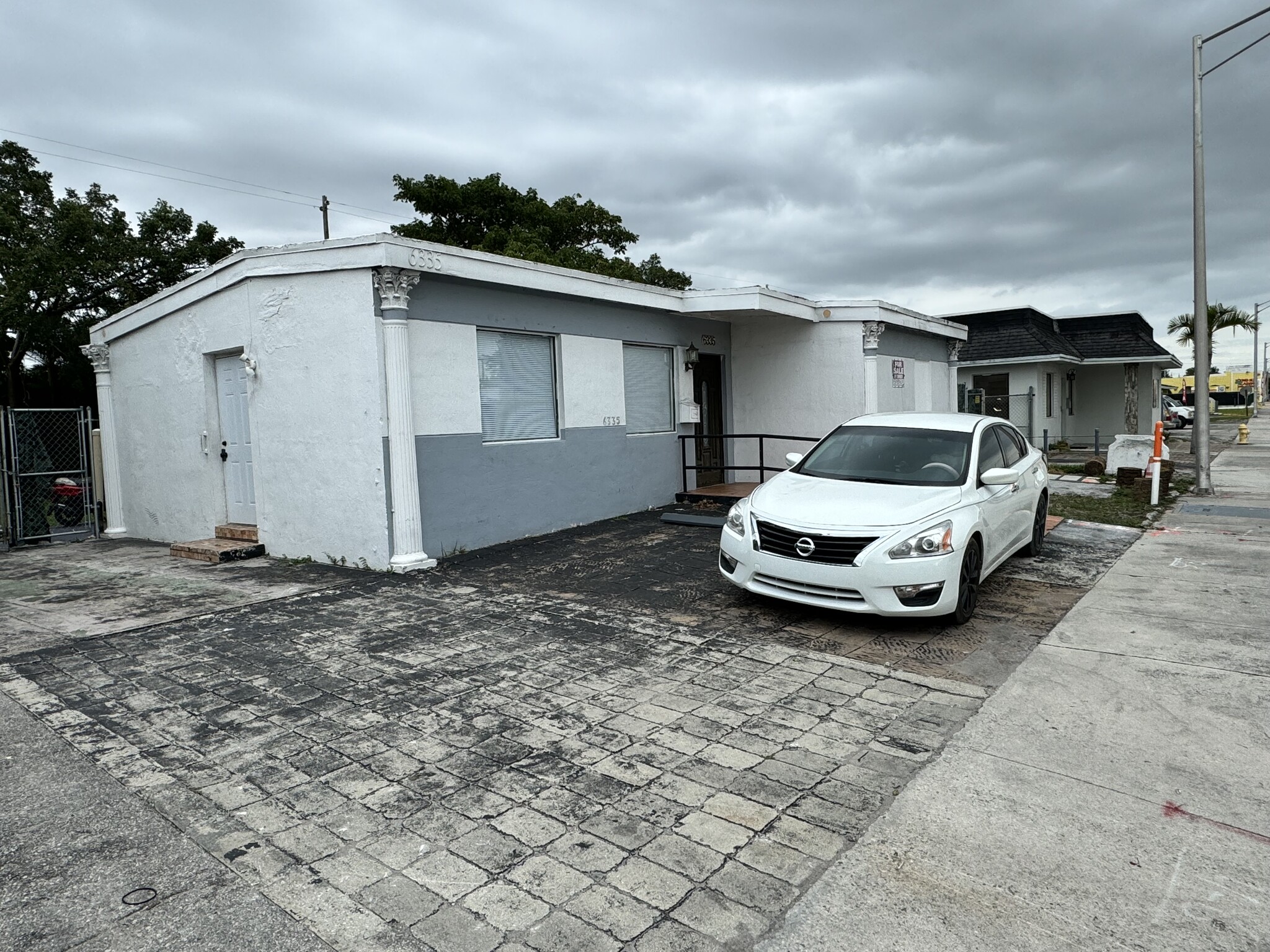 6335 Pembroke Rd, Miramar, FL for Sale