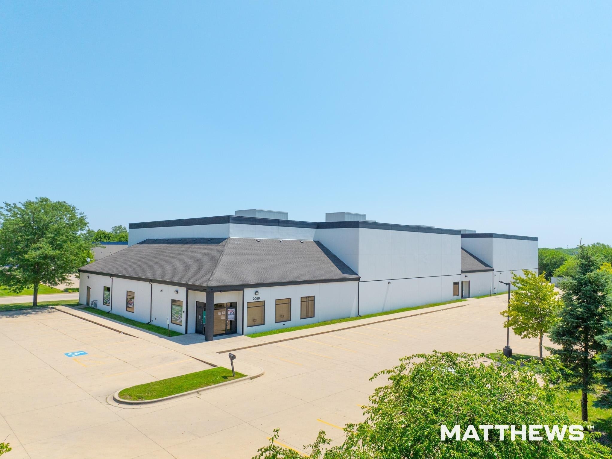 2050 Mitchell Dr, Oswego, IL for Rent