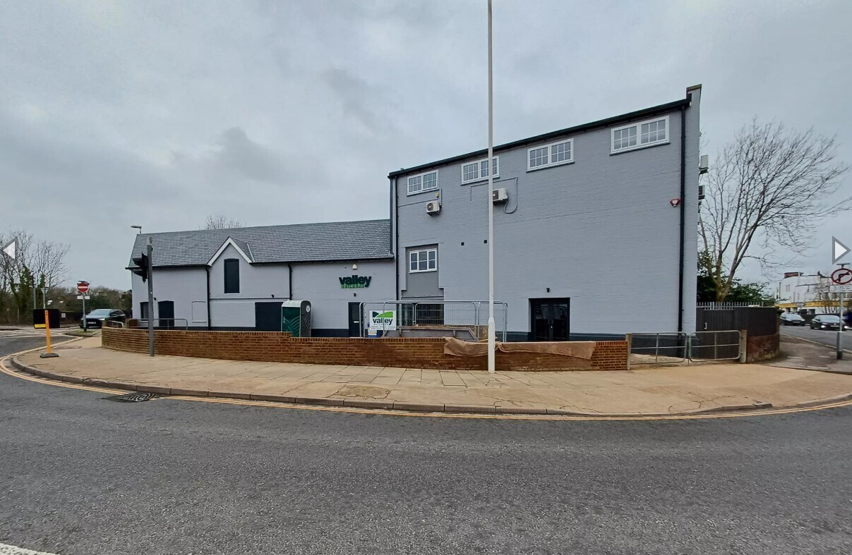 214 London Rd, East Grinstead, WSX for Rent