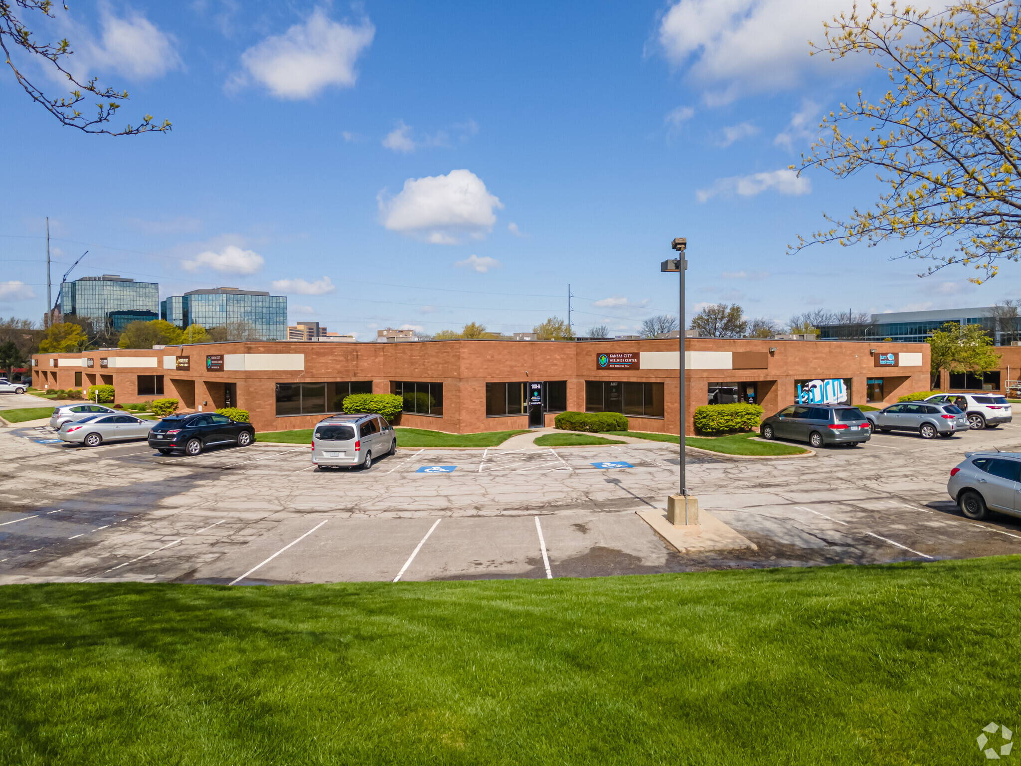 6600 College Blvd, Overland Park, KS for Rent