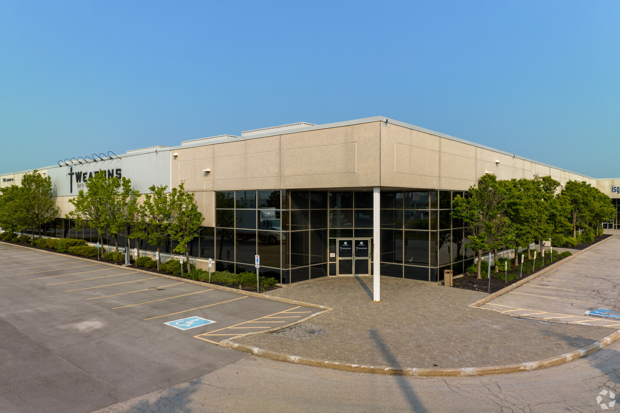 7965 Goreway Dr, Brampton, ON for Rent
