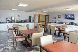 Canton, IL Hospitality - 1150 E Linn St