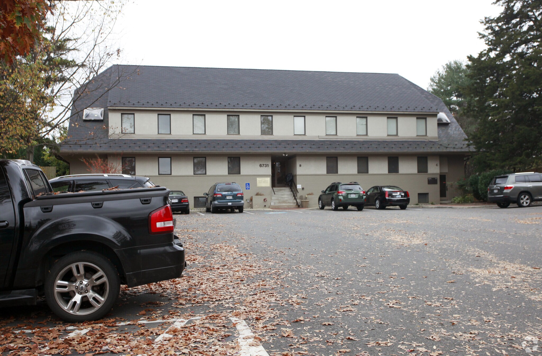 6731 Whittier Ave, McLean, VA for Rent
