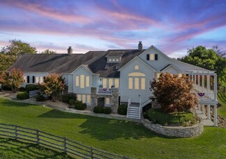 Round Hill, VA Residential Income - 35047 Snickersville Tpke