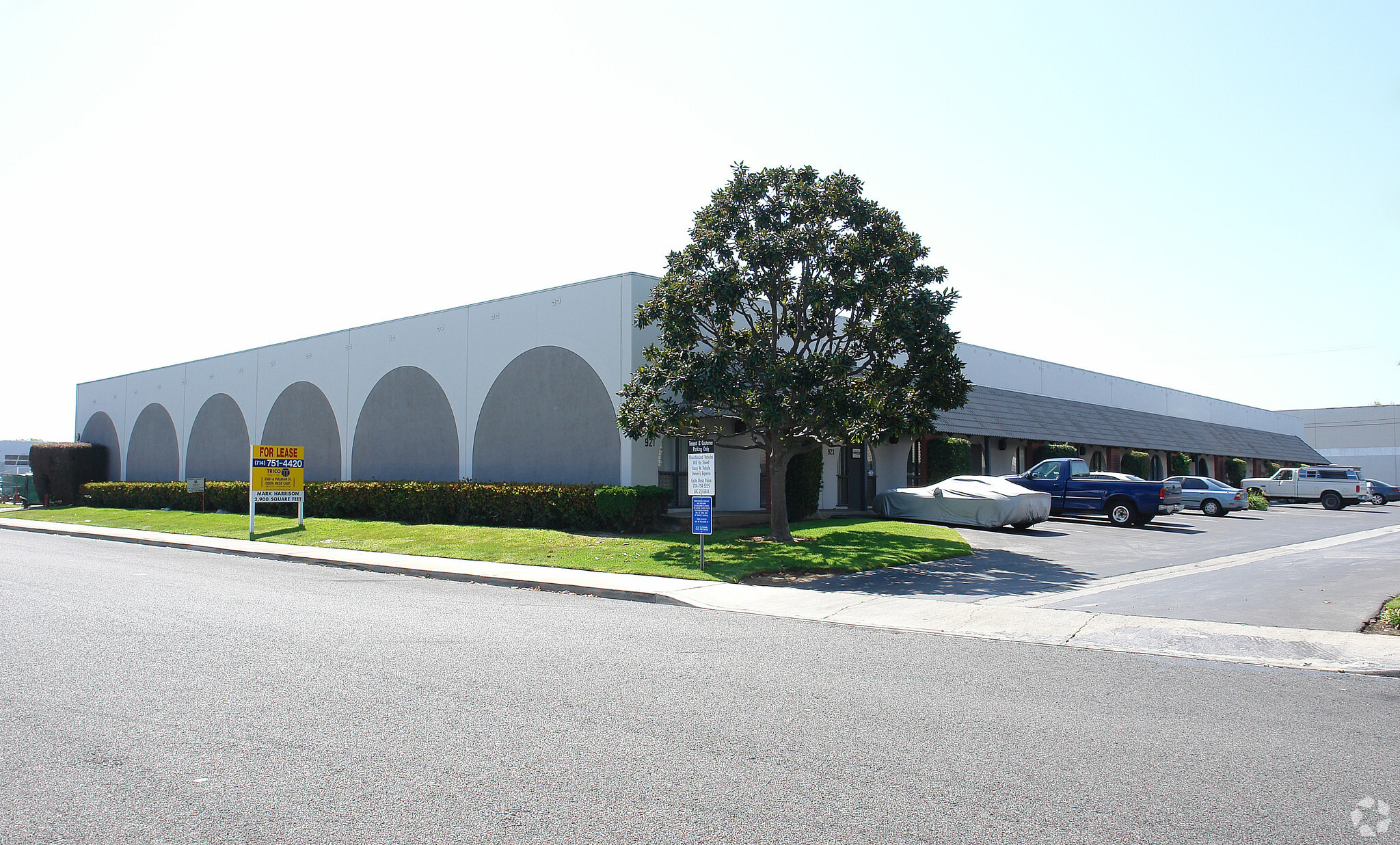 921-937 Newhall St, Costa Mesa, CA for Rent