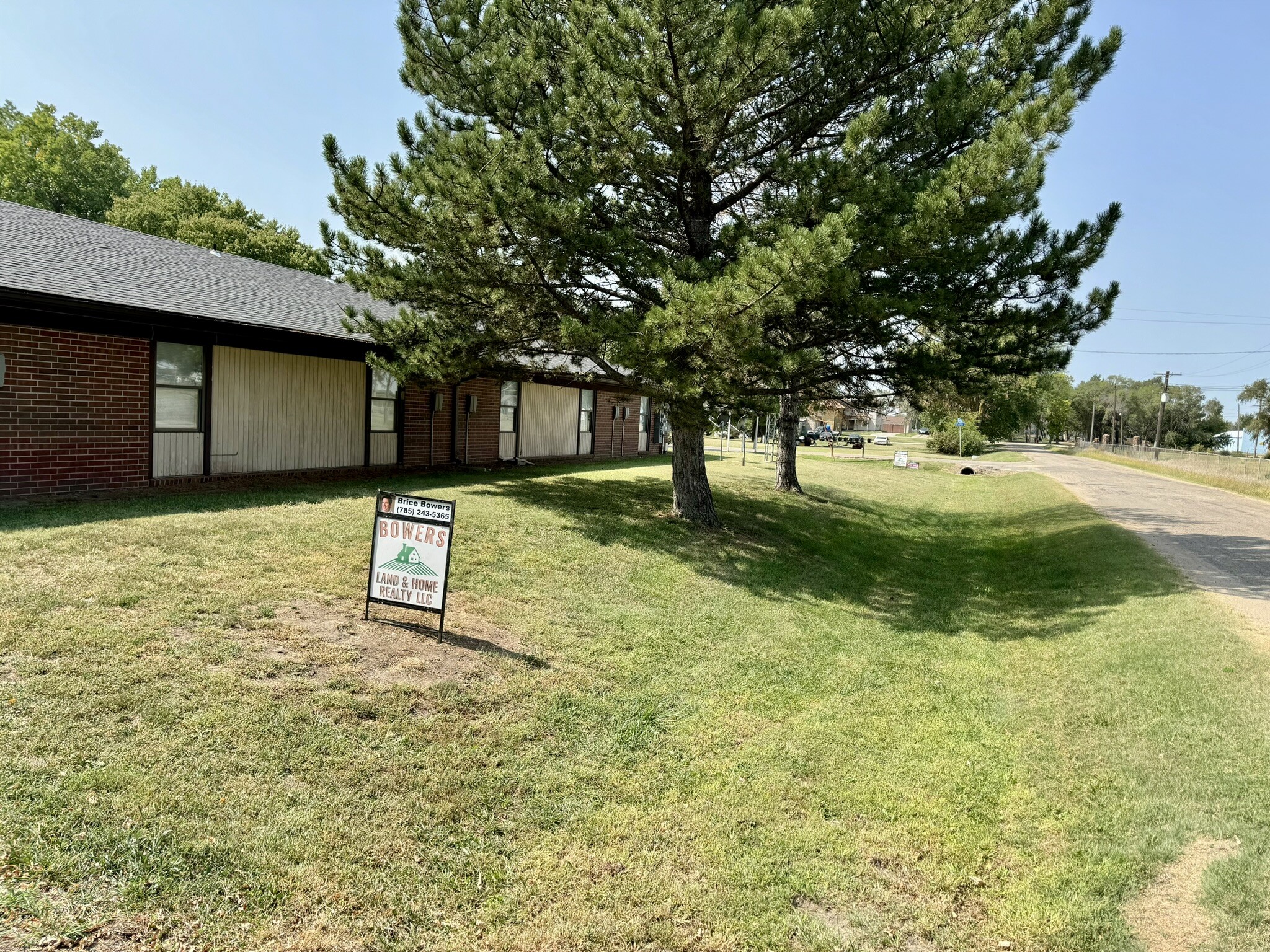 410 N Fisher St, Glasco, KS for Sale