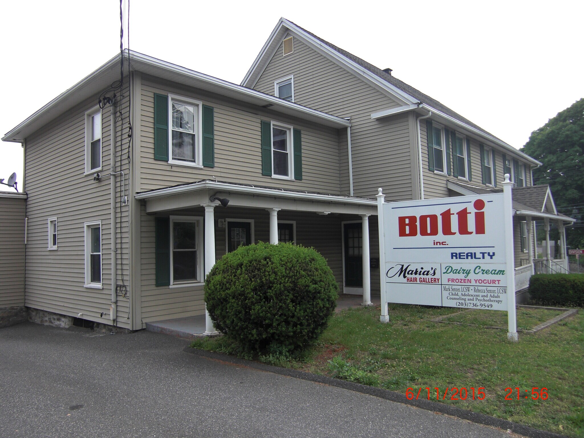 366 Derby Ave, Derby, CT for Rent