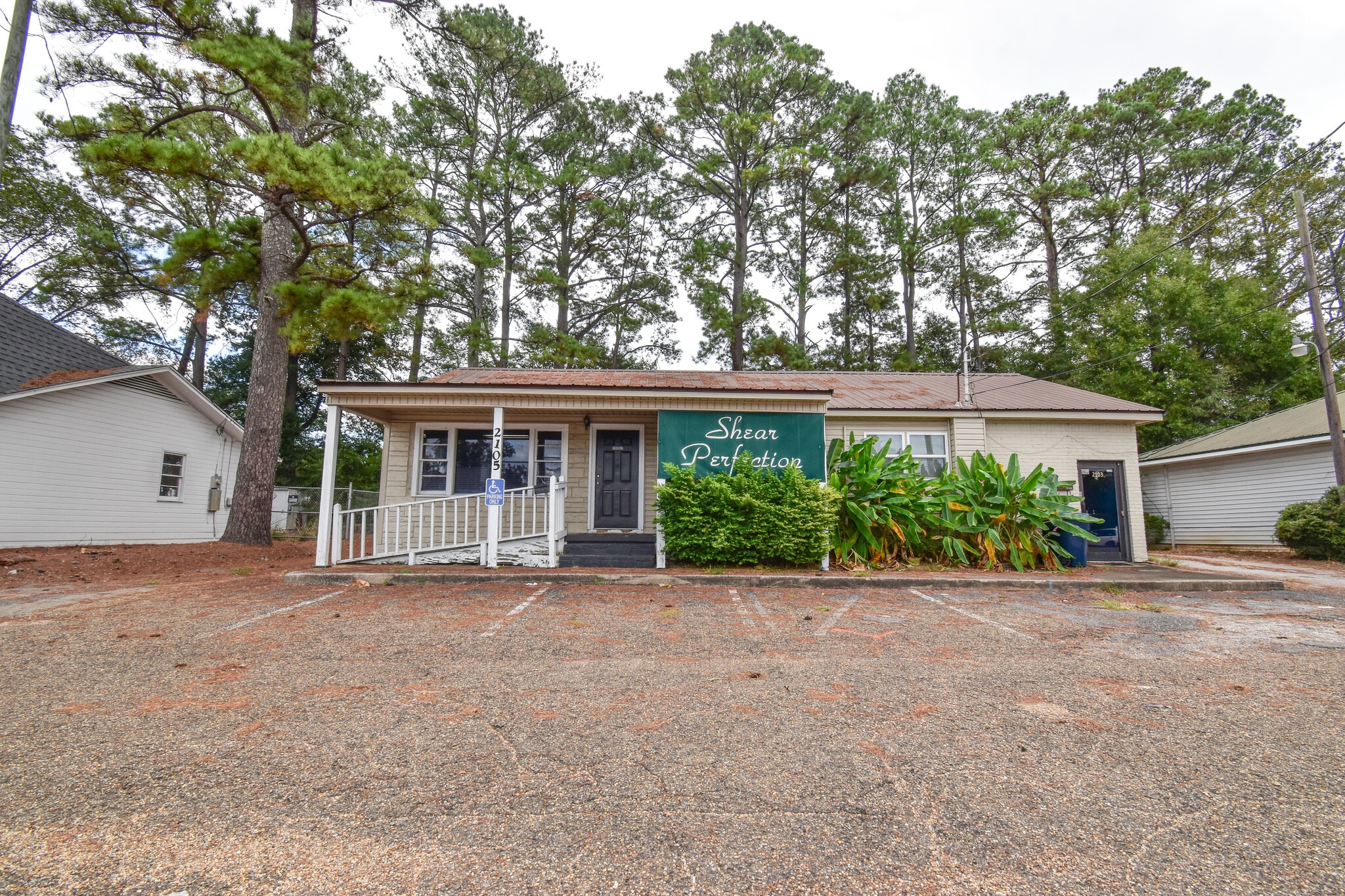 2105 Lurleen B Wallace Blvd, Northport, AL for Sale