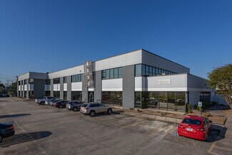 Houston, TX Coworking Space - 8968-8998 Kirby Dr