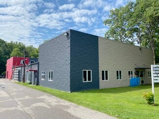 Chagrin Falls, OH Retail - 576 Industrial Pky