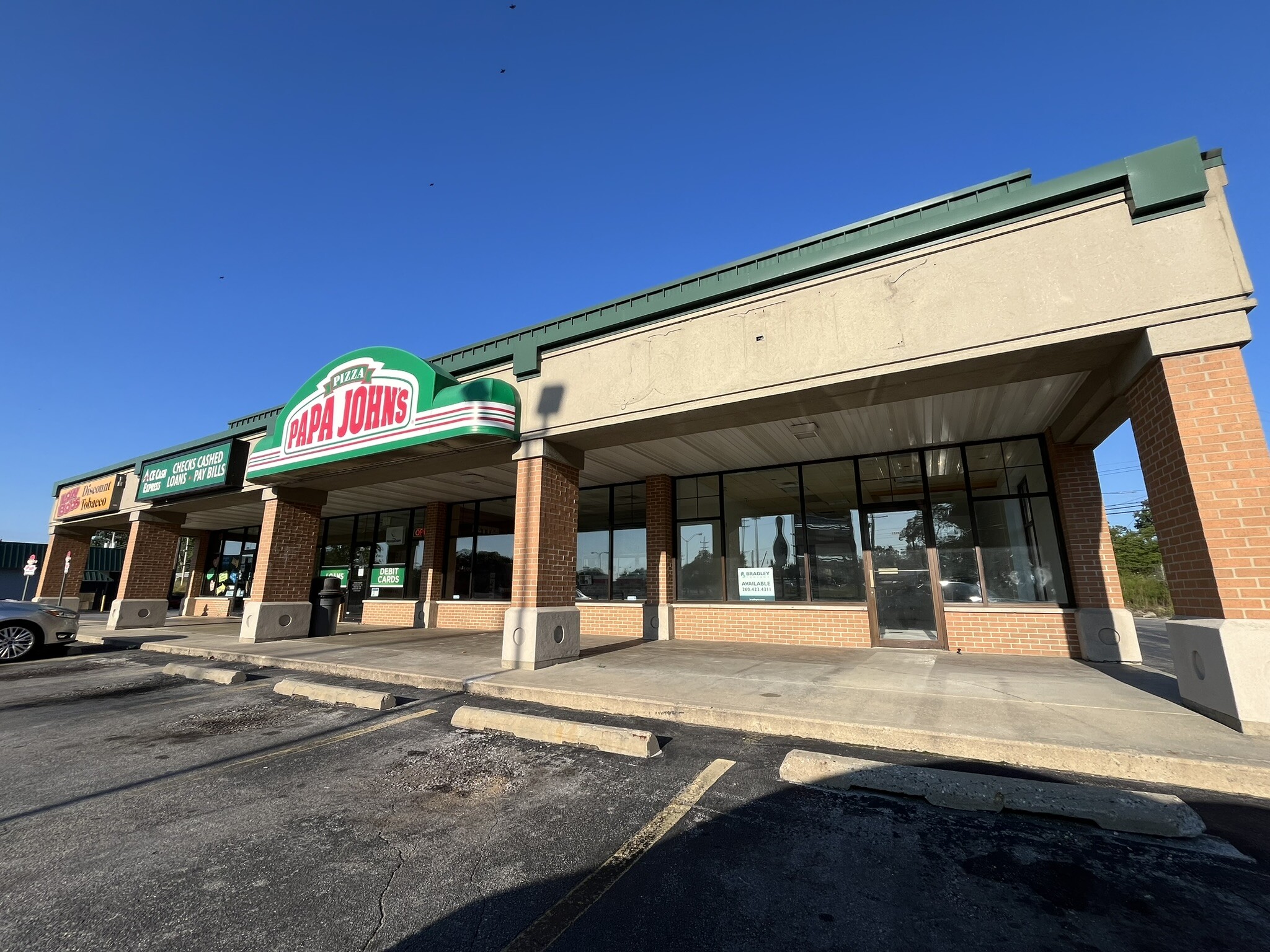 1575 Goshen Ave, Fort Wayne, IN for Rent