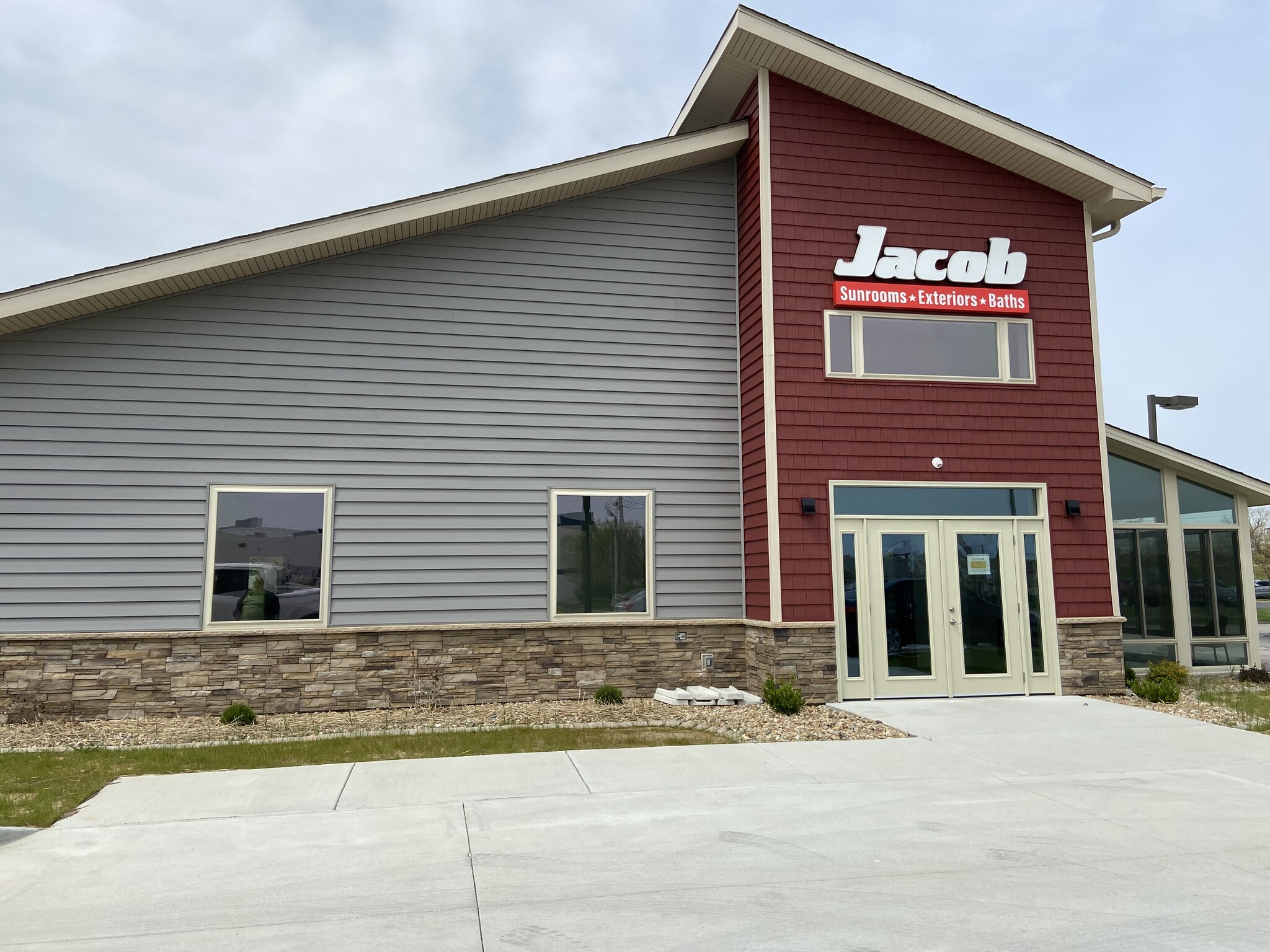 1707 Gilsinn Ln, Fenton, MO for Sale