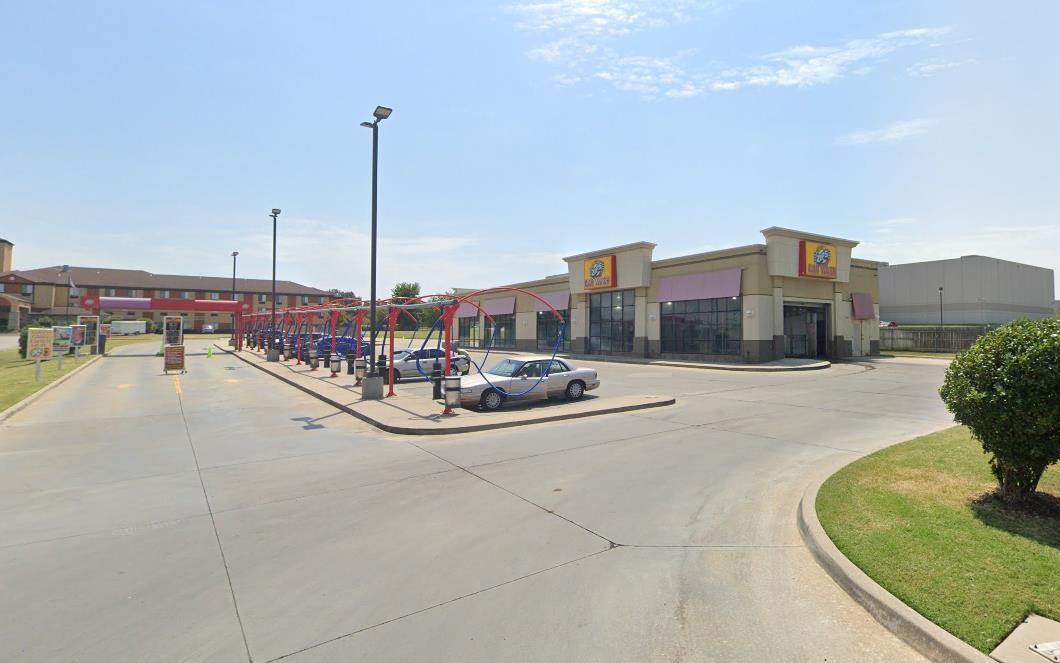 10220 E 61st St Tulsa, OK 74133 Specialty Property for Sale on