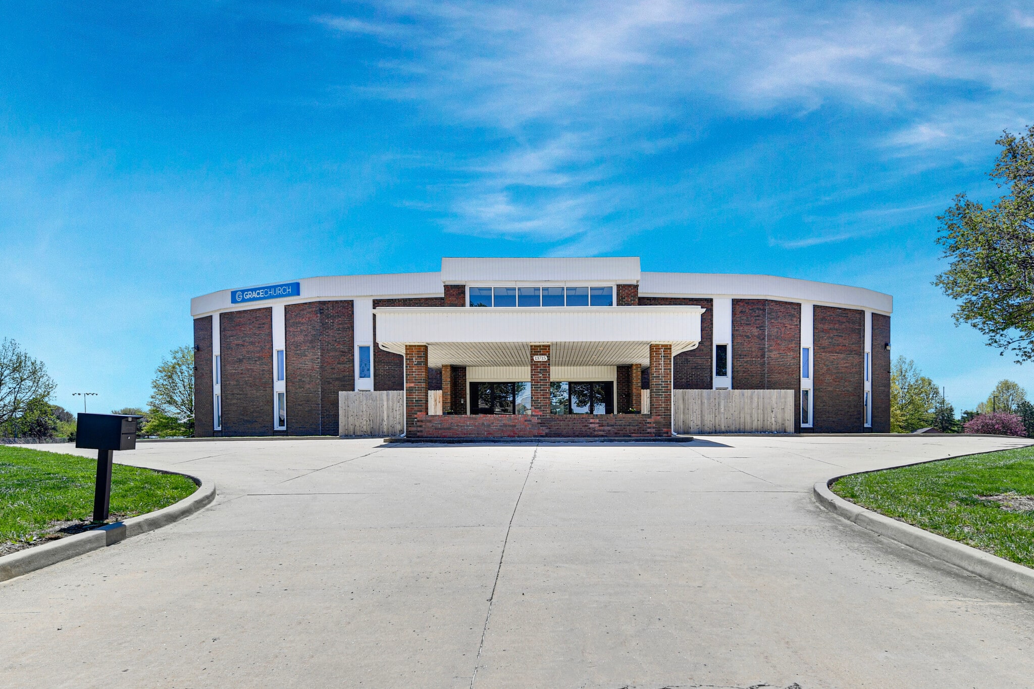 13715 W 151st St, Olathe, KS for Sale