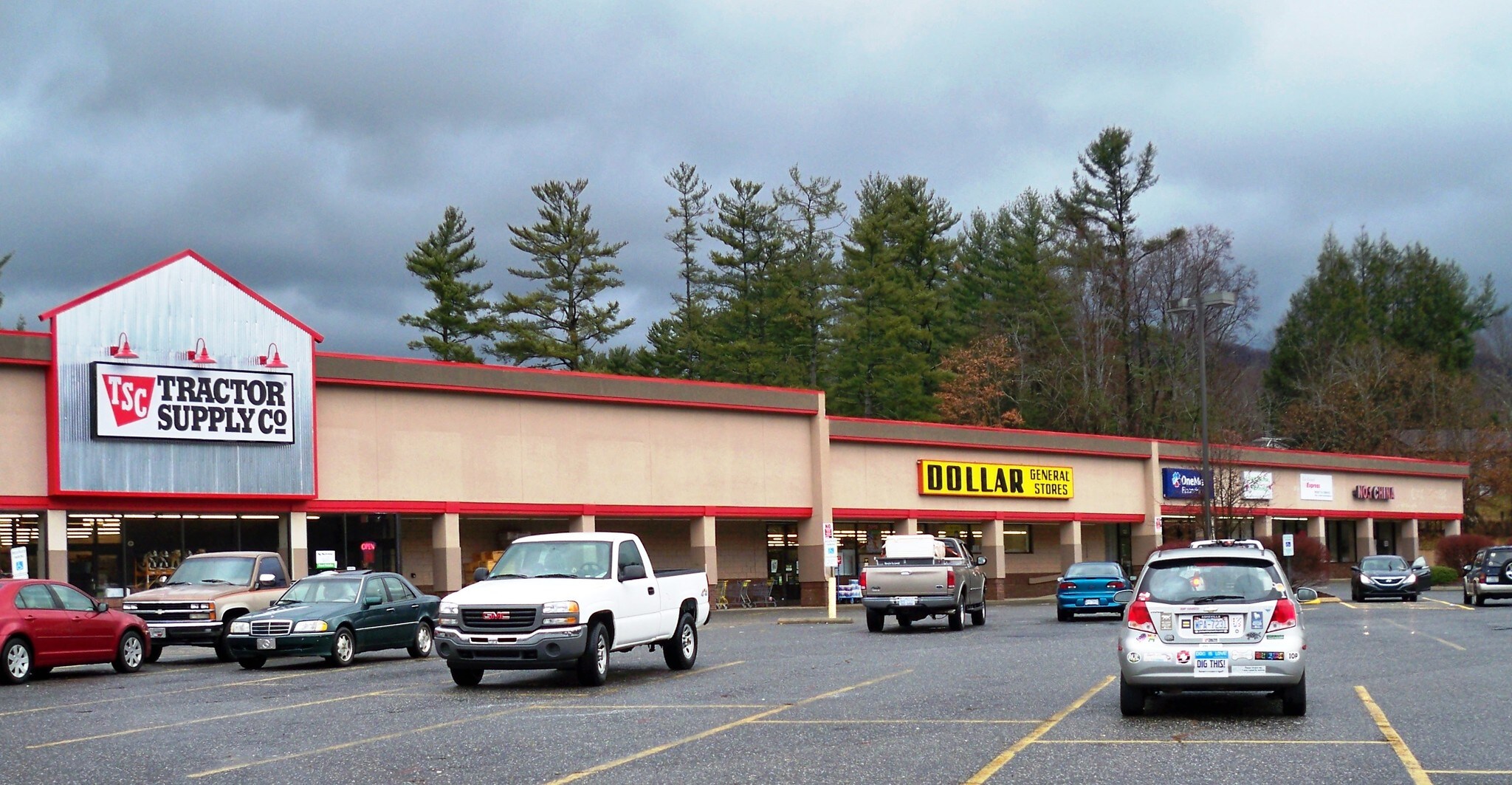 129 Old US Highway 70 E, Black Mountain, NC for Rent