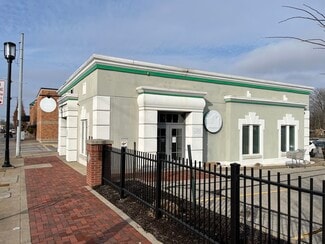 Cincinnati, OH Retail - 2110 Beechmont Ave