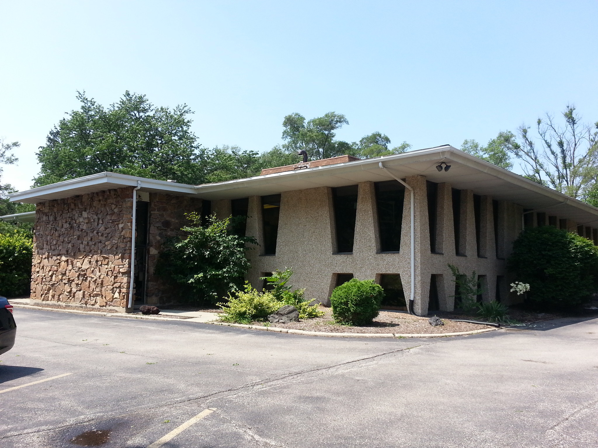 855 E Palatine Rd, Palatine, IL for Sale