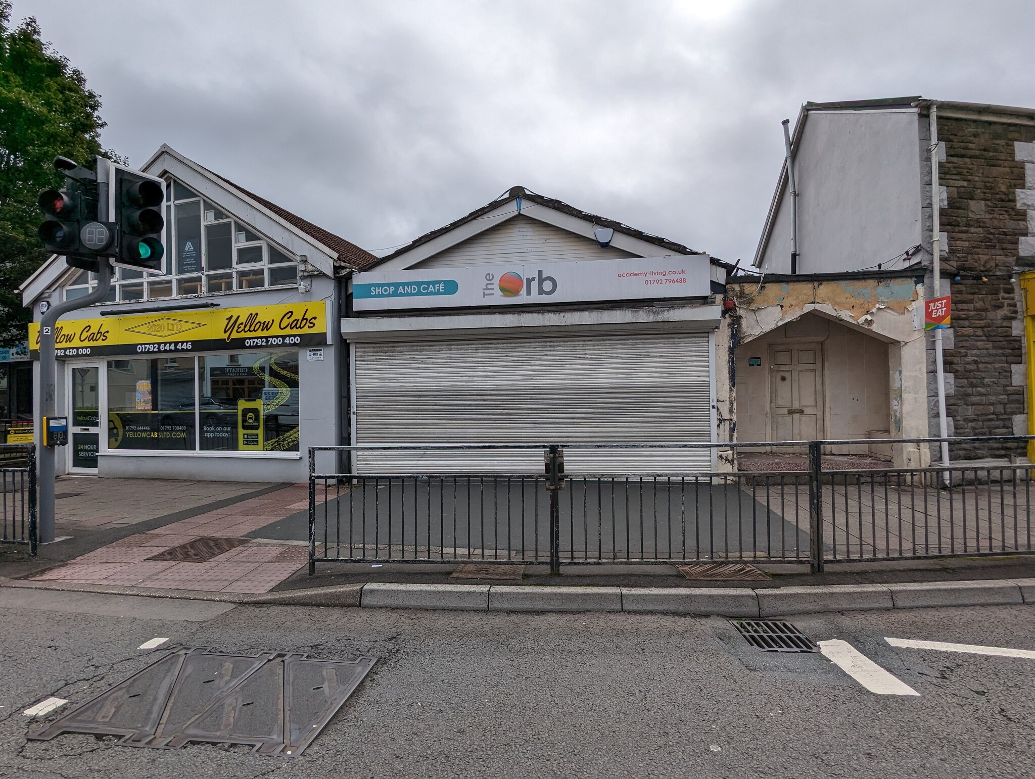 22-22A Woodfield St, Swansea, WGN for Sale