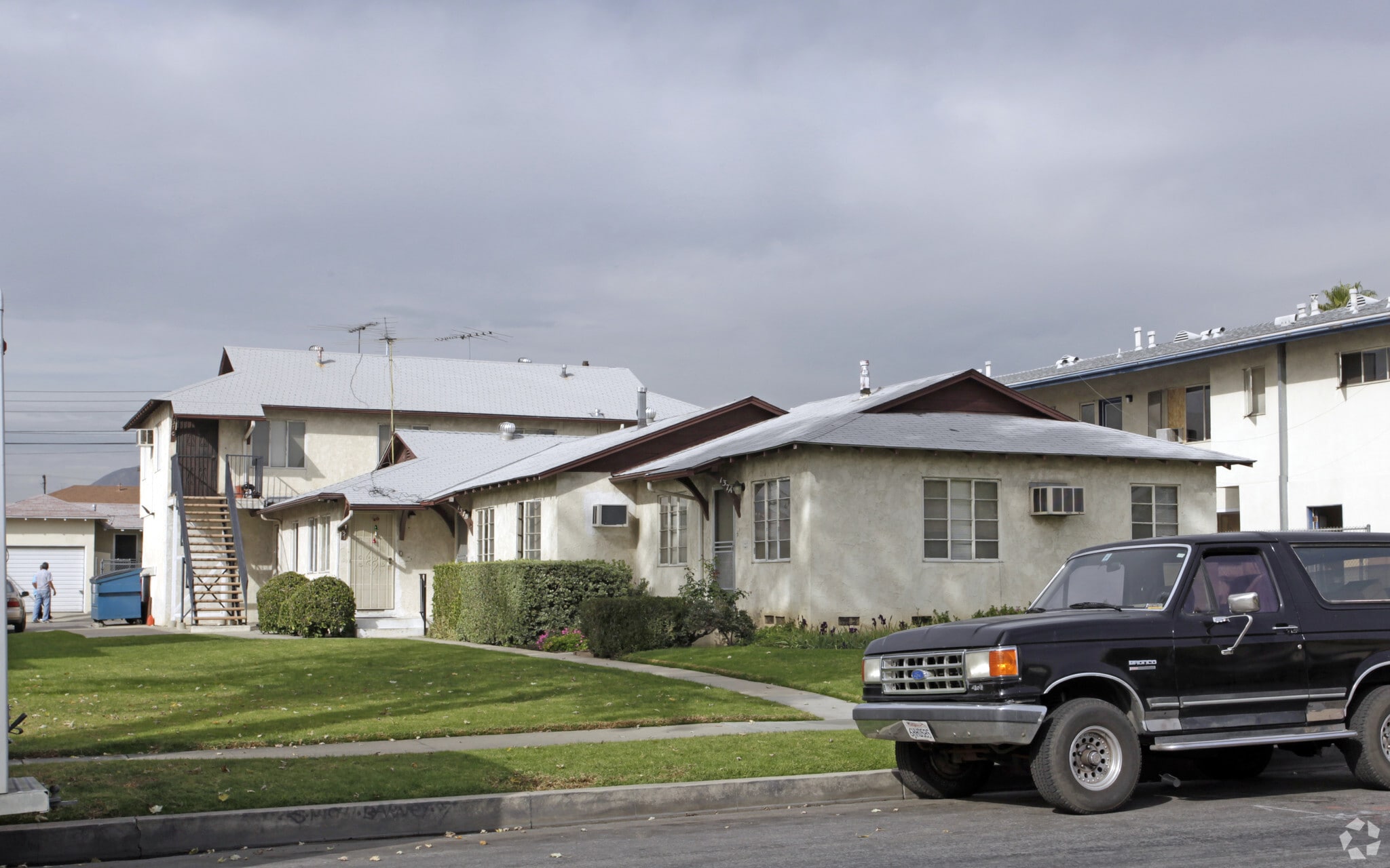 137 Orange Grove Ave, San Fernando, CA for Sale