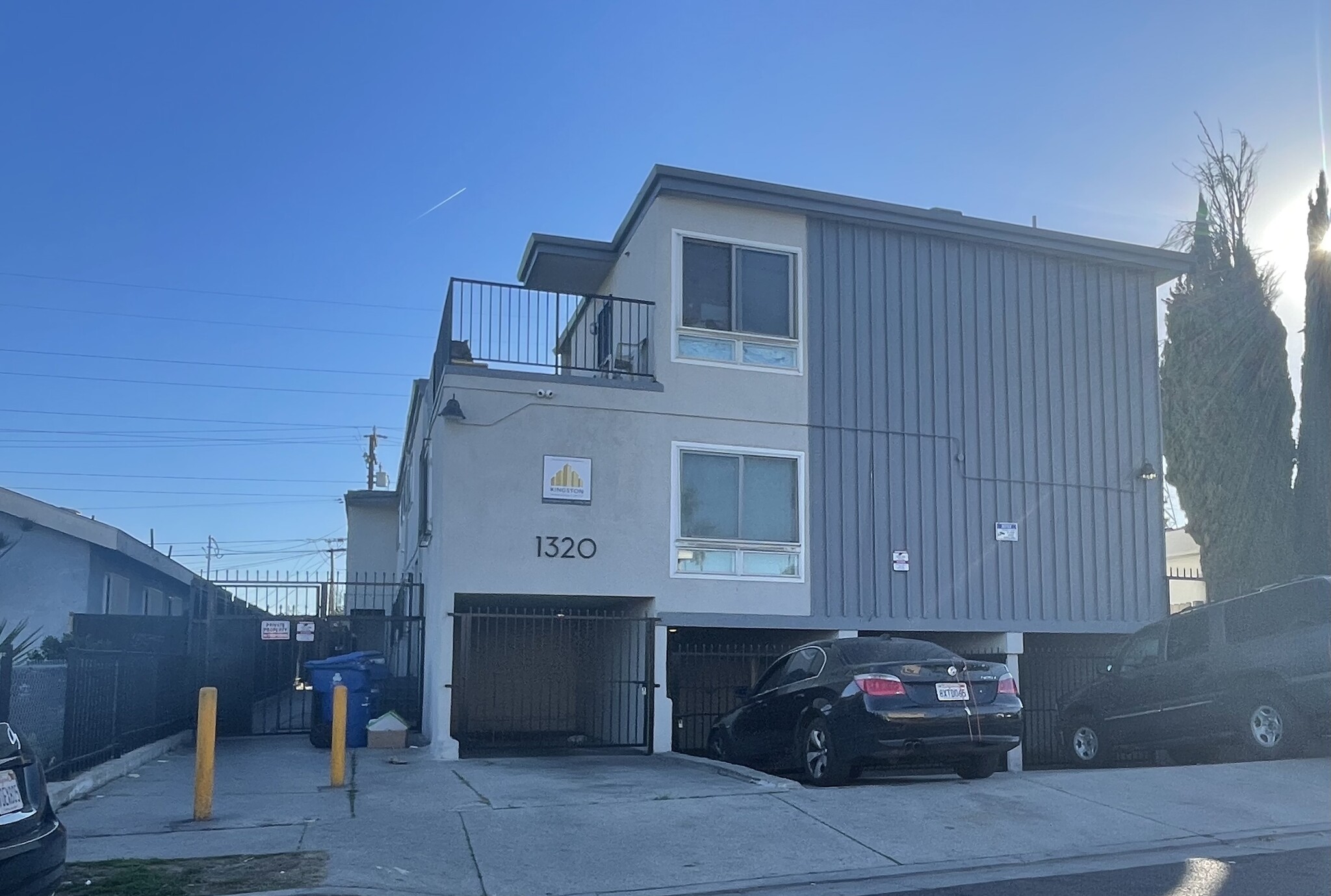 1320 W 97th St, Los Angeles, CA for Sale