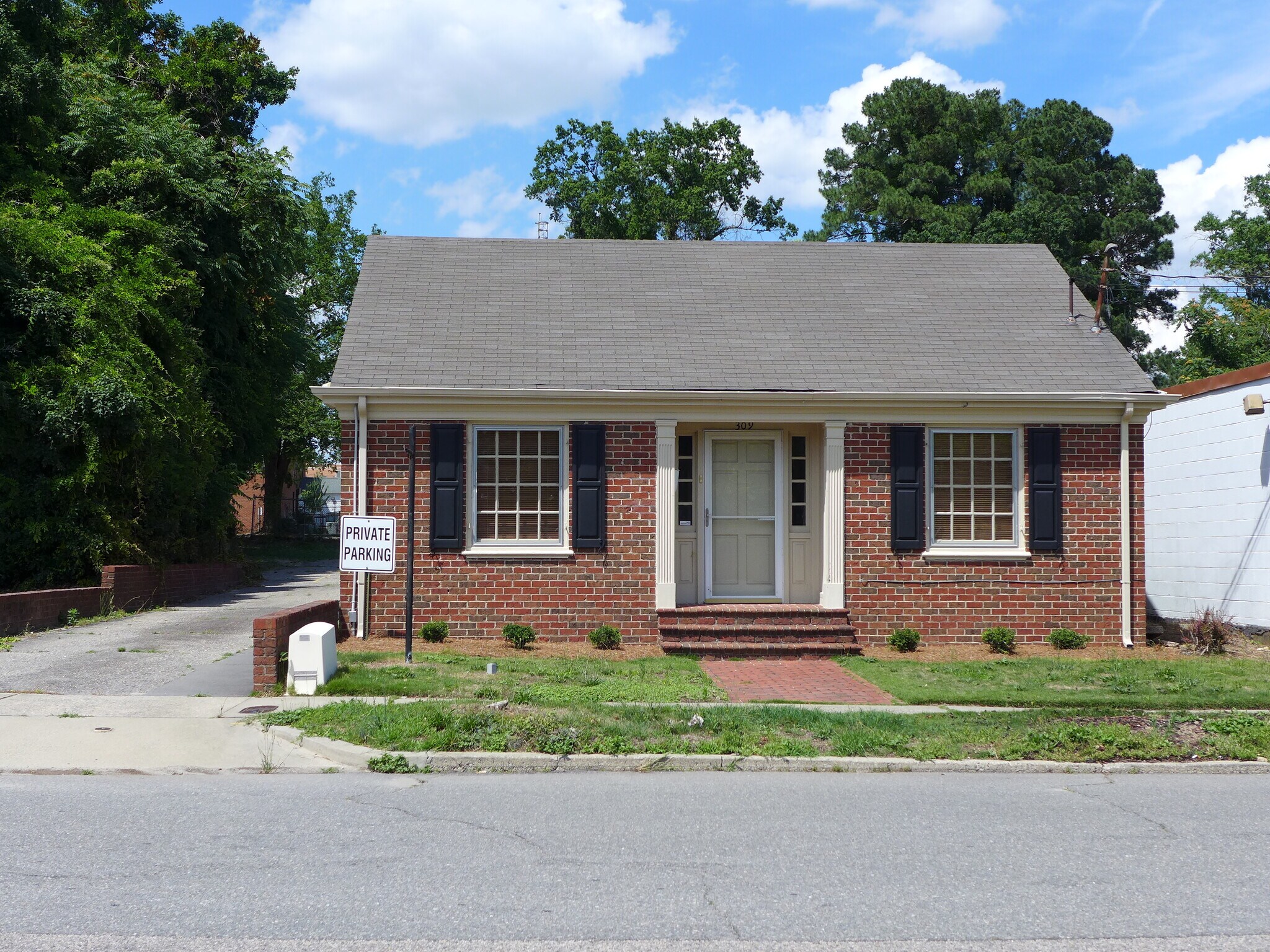 309 E Walnut St, Goldsboro, NC for Rent