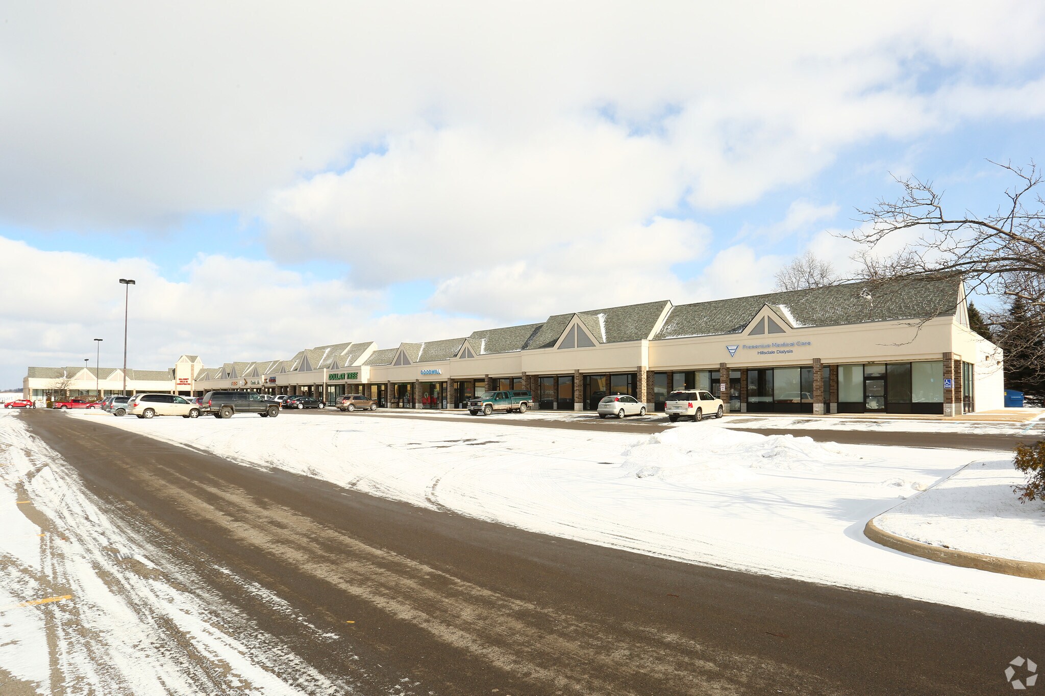 701-865 Olds St, Jonesville, MI for Rent