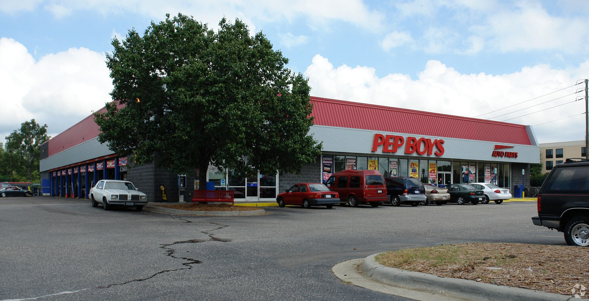 1924 Skibo Rd Fayetteville, NC 28314 Retail Property for Lease on