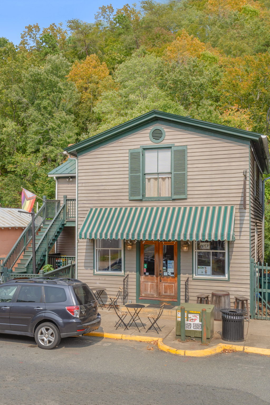 485 Valley St, Scottsville, VA for Sale