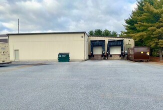 Lancaster, PA Flex - 2133 Lincoln Hwy E REAR
