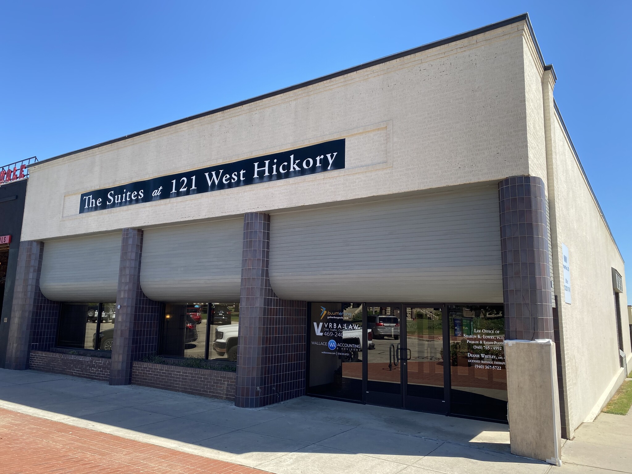 121 W Hickory St, Denton, TX for Rent