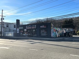 Melville, NY Storefront - 701-705 Walt Whitman Rd Melville, NY Storefront - 701-705 Walt Whitman Rd