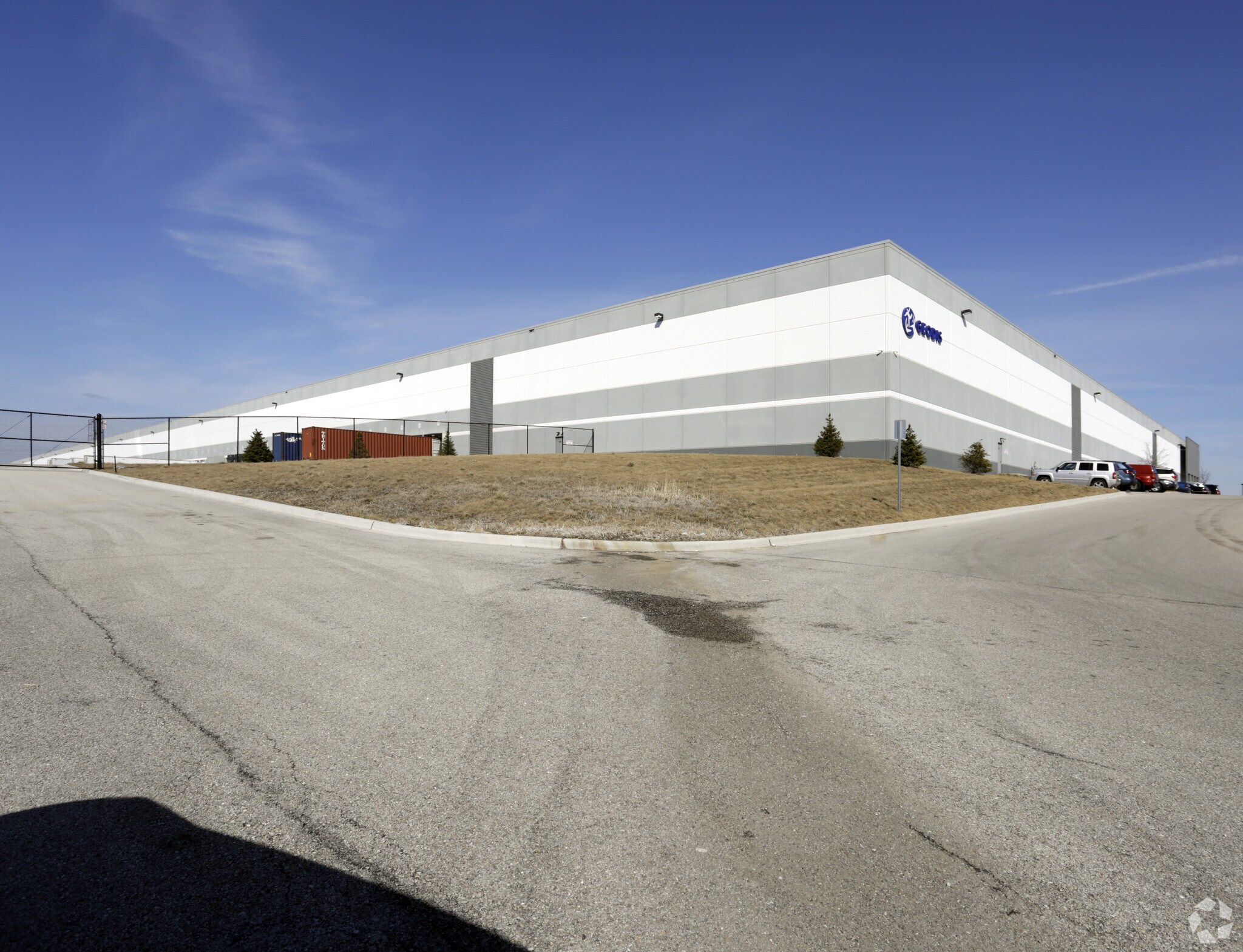 790 Taylor Rd, Romeoville, IL for Rent