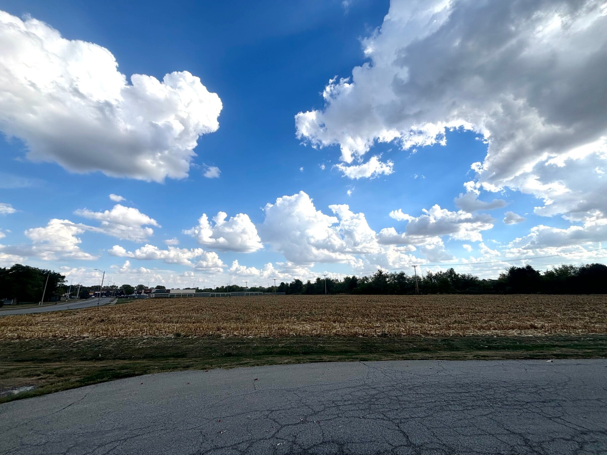 3100 Constitution Dr, Springfield, IL for Sale