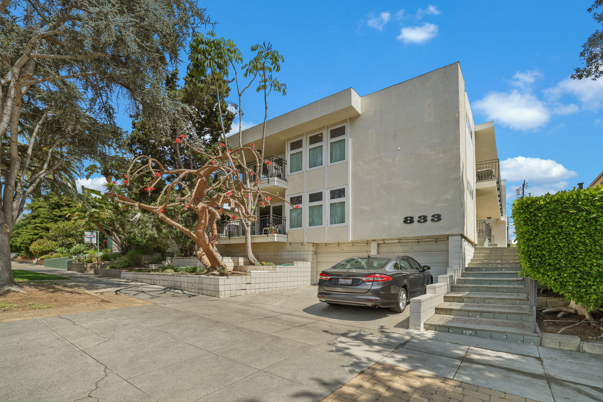 833 15th St, Santa Monica, CA for Sale