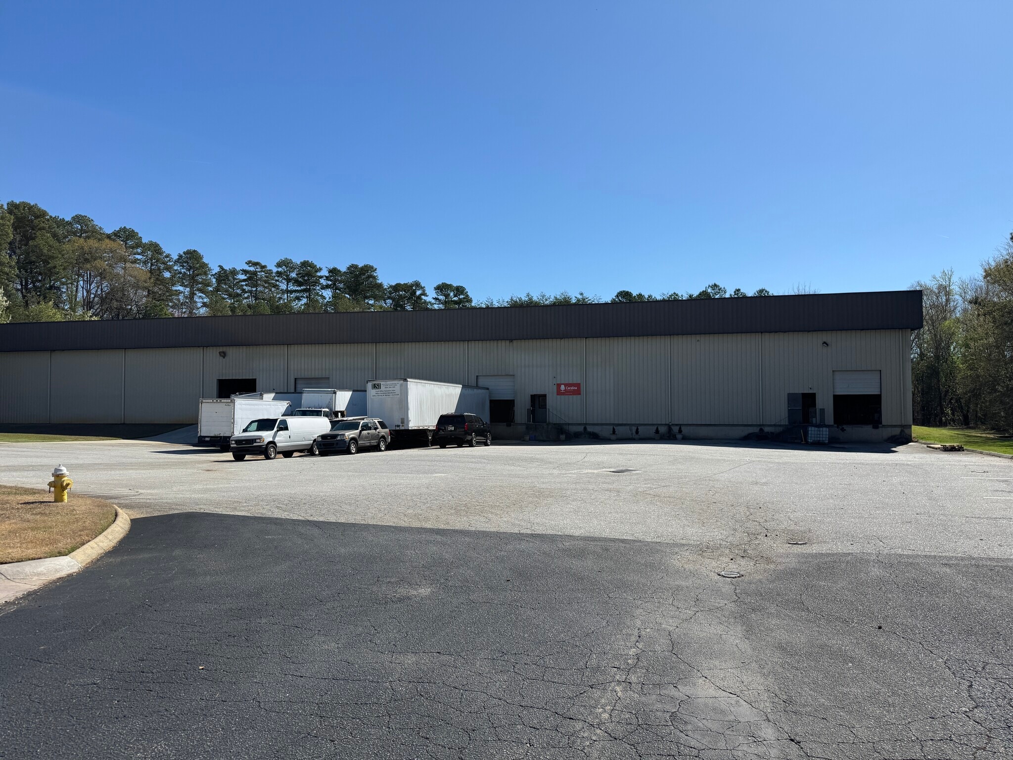 136 Commerce Ctr, Greenville, SC for Rent