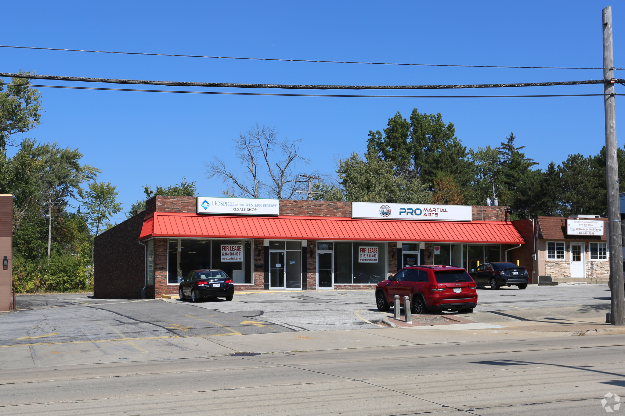 5139-5143 Mayfield Rd, Lyndhurst, OH for Rent