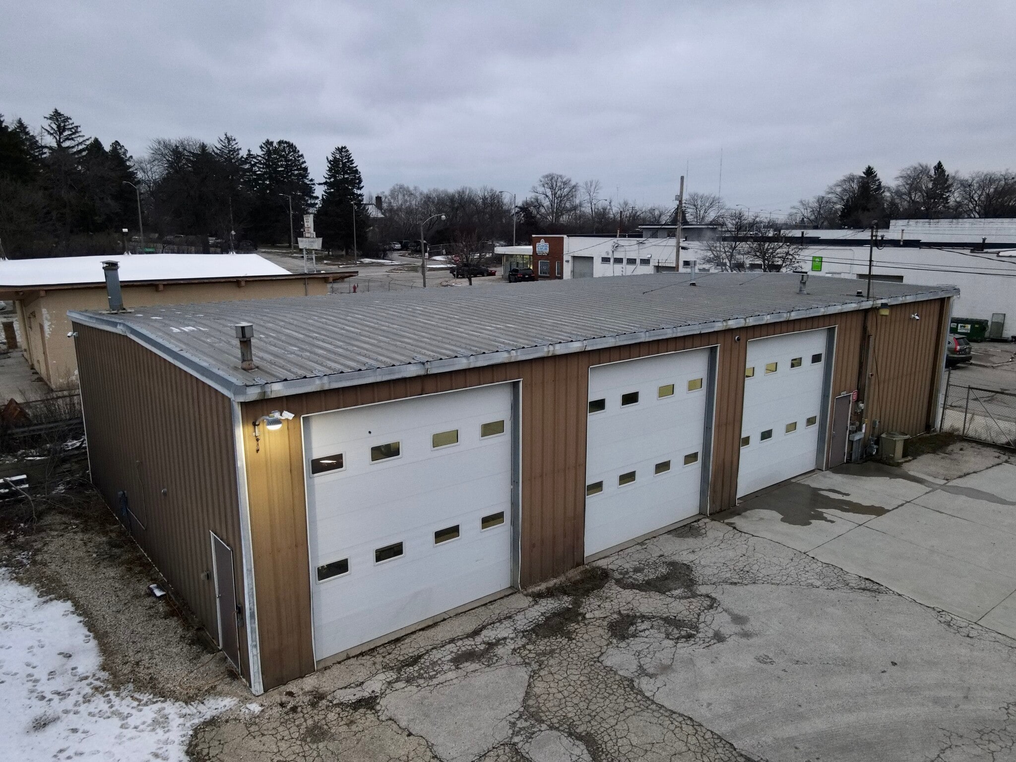 3400 W Kiehnau Ave, Milwaukee, WI for Rent