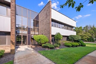 Oakhurst, NJ Medical - 257 Monmouth Rd