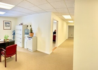 West Lebanon, NH Office, Office/Medical - 1 Oak Ridge Rd