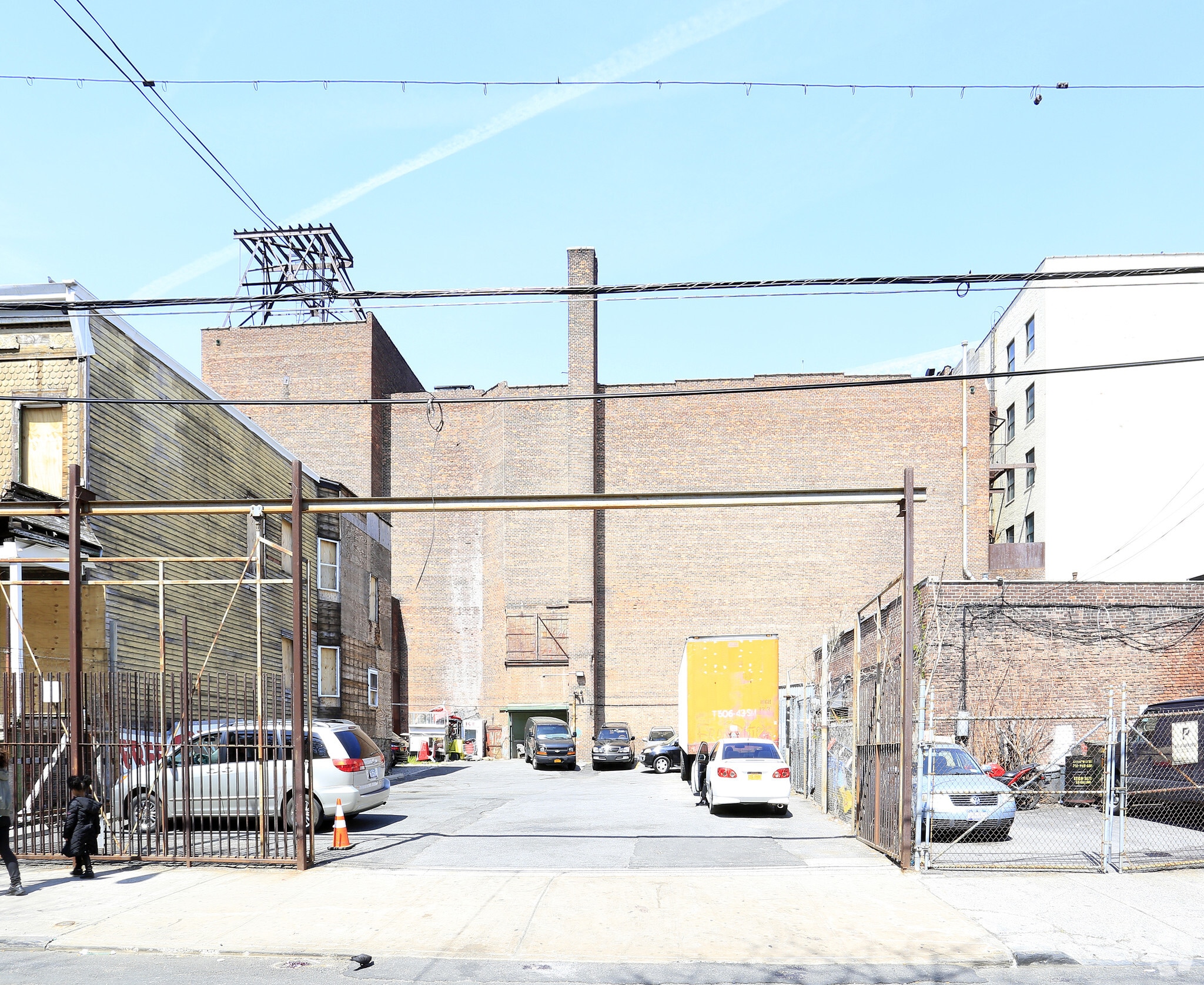 708 E Tremont Ave, Bronx, NY for Rent