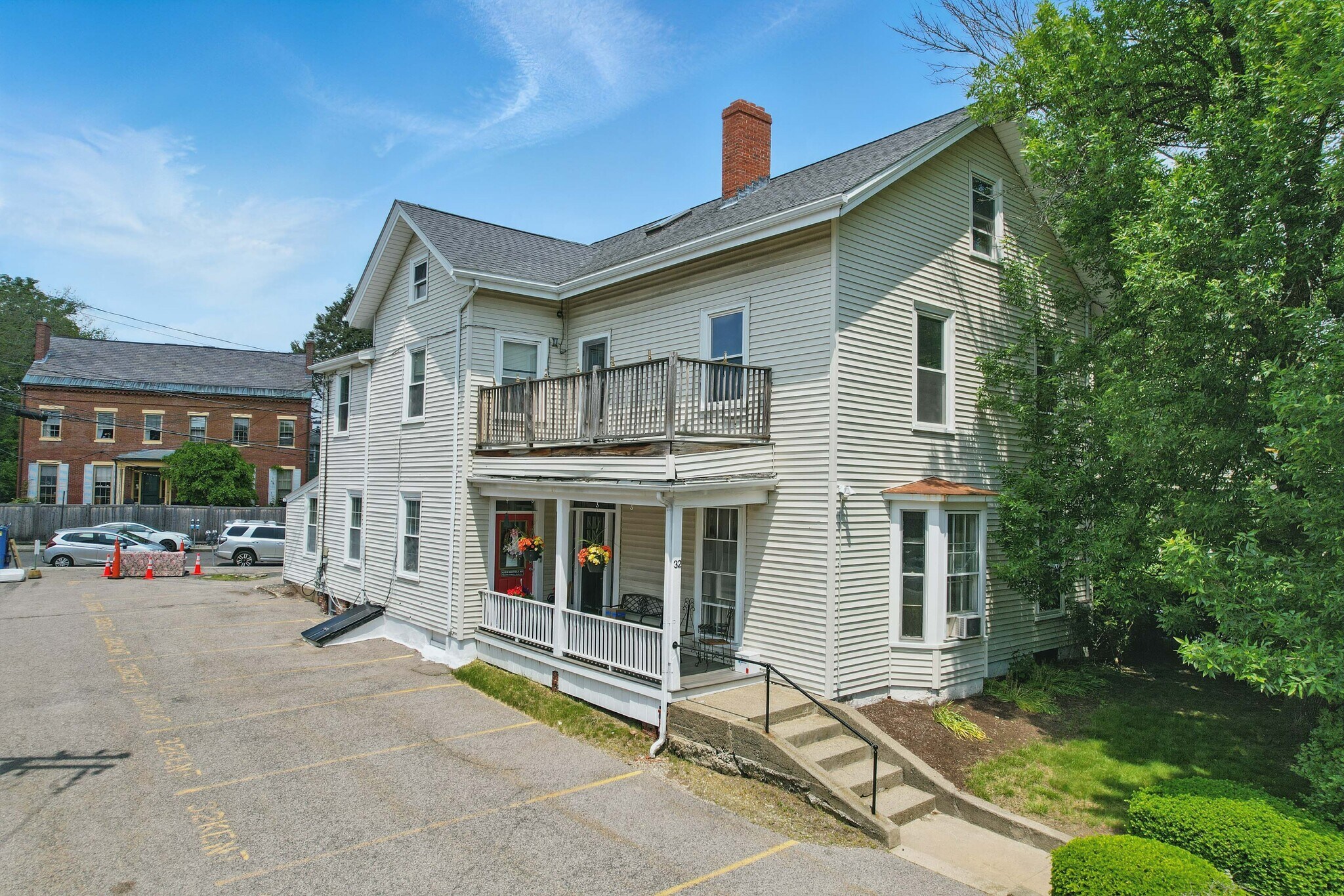 32 Kent St, Brookline, MA for Rent