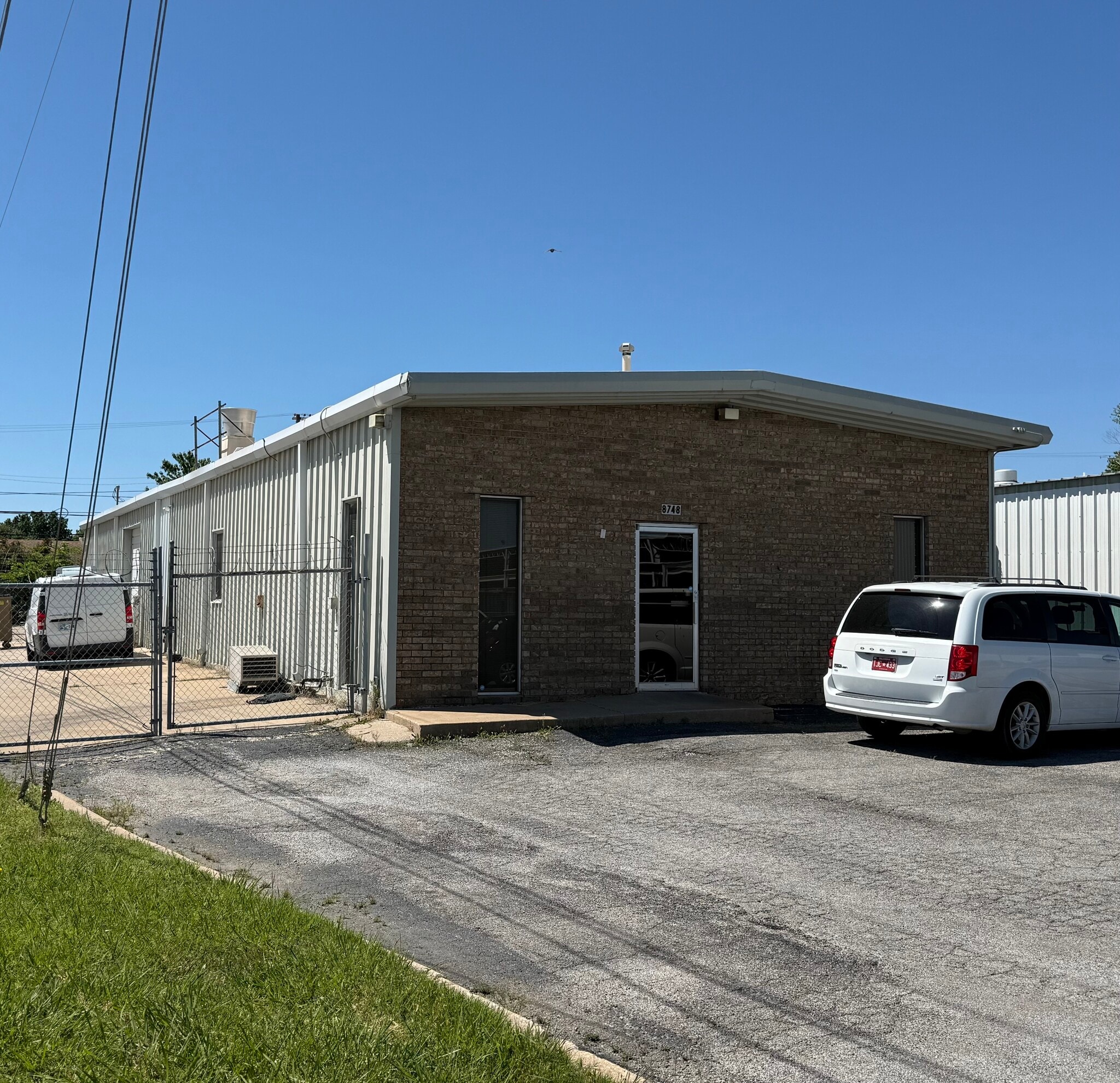 8748 E 46th St, Tulsa, OK for Sale