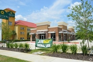 Beaumont, TX Retail - 5780 Walden Rd