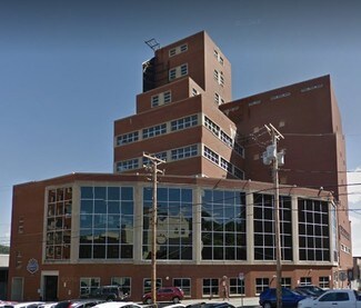 2121 Mary St Unit 2135  