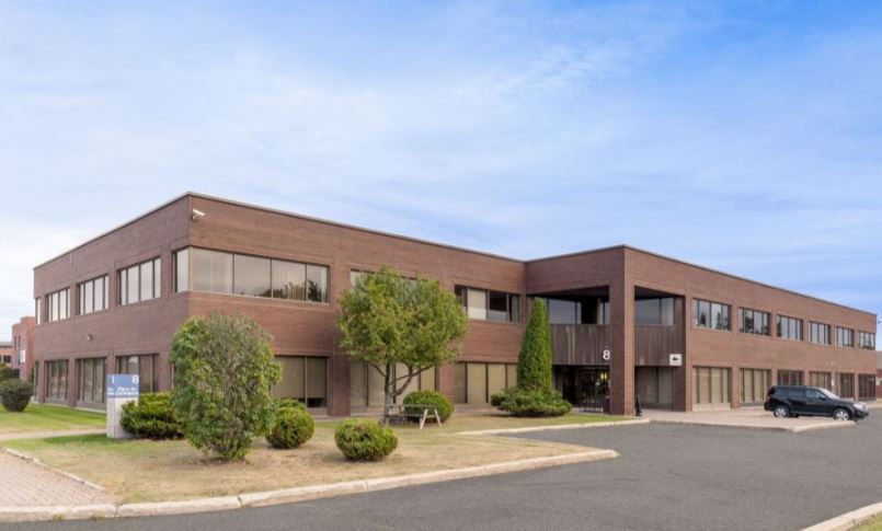 8 St de la Place du Commerce, Brossard, QC for Rent
