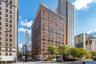 New York, NY Apartments - 1075 Park Ave